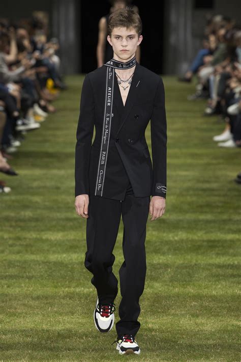 dior homme runway 2018|Dior men's spring dresses.